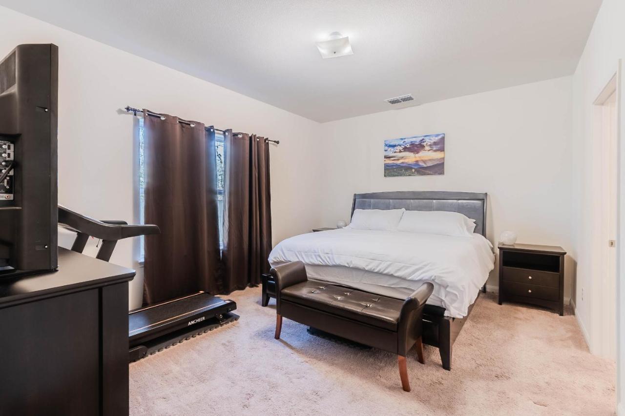 Luxury 5Br Dallas Retreat With Business Amenities - Perfect For Business Travelers, Families & Groups מראה חיצוני תמונה