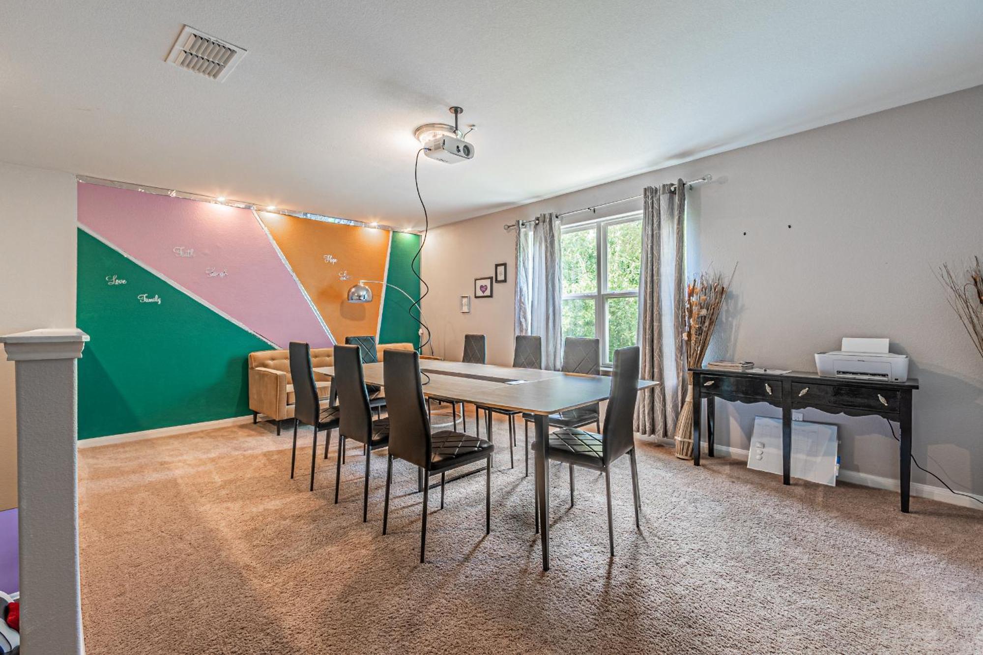 Luxury 5Br Dallas Retreat With Business Amenities - Perfect For Business Travelers, Families & Groups מראה חיצוני תמונה
