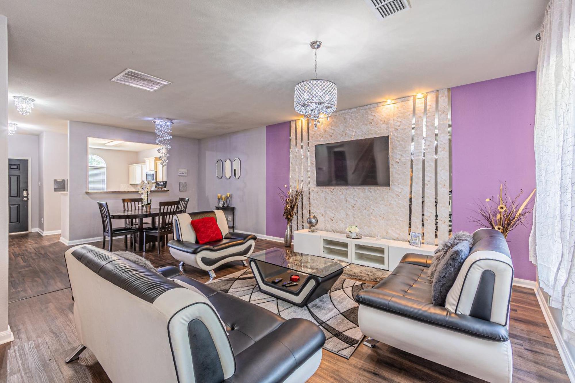 Luxury 5Br Dallas Retreat With Business Amenities - Perfect For Business Travelers, Families & Groups מראה חיצוני תמונה