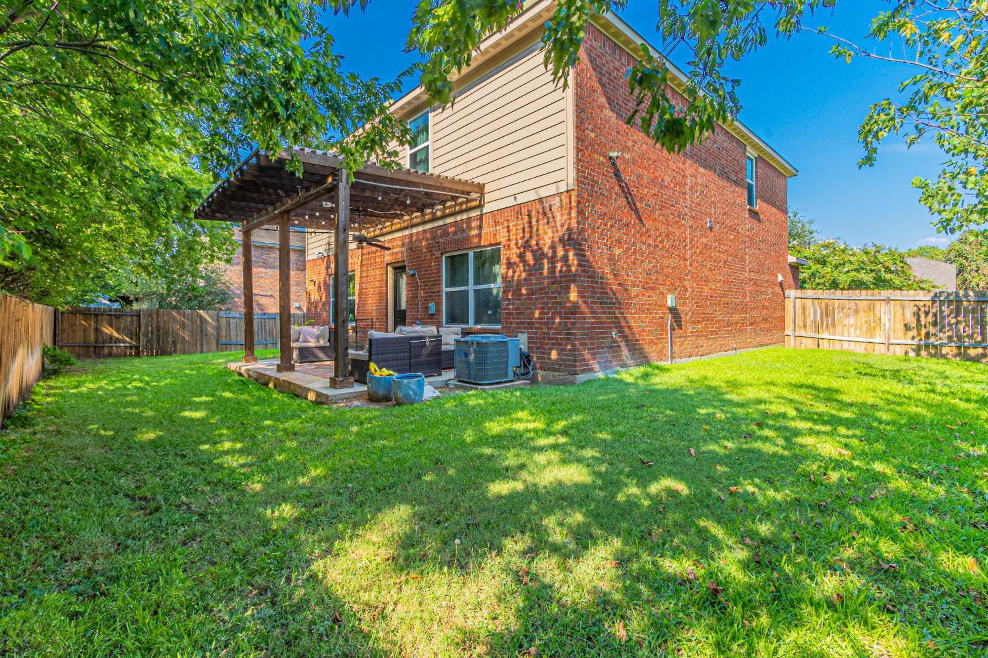 Luxury 5Br Dallas Retreat With Business Amenities - Perfect For Business Travelers, Families & Groups מראה חיצוני תמונה