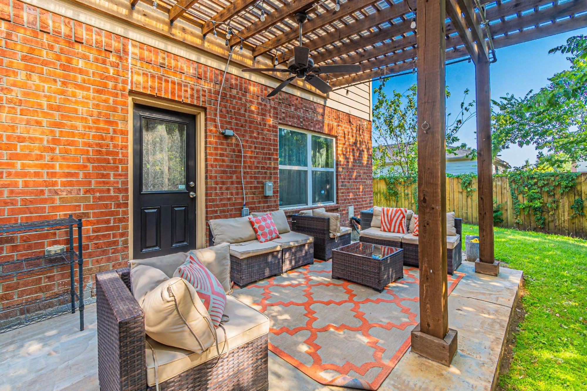 Luxury 5Br Dallas Retreat With Business Amenities - Perfect For Business Travelers, Families & Groups מראה חיצוני תמונה